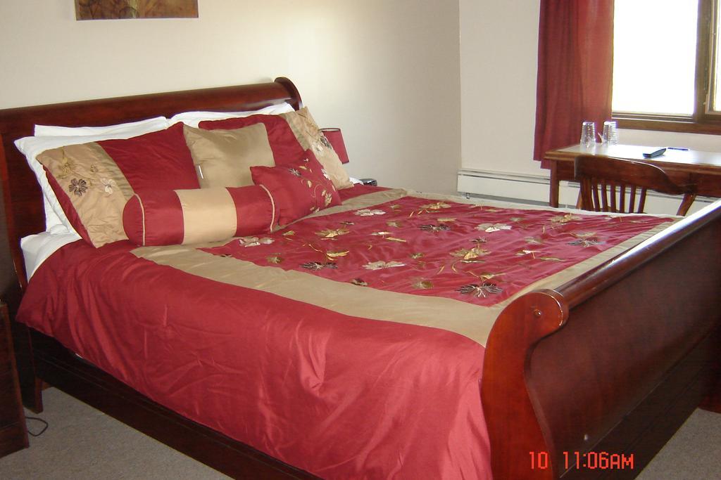 Midway Motel Радиссон Номер фото