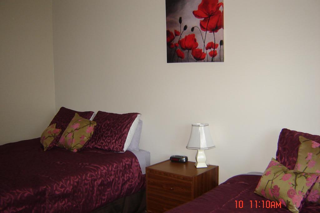Midway Motel Радиссон Номер фото